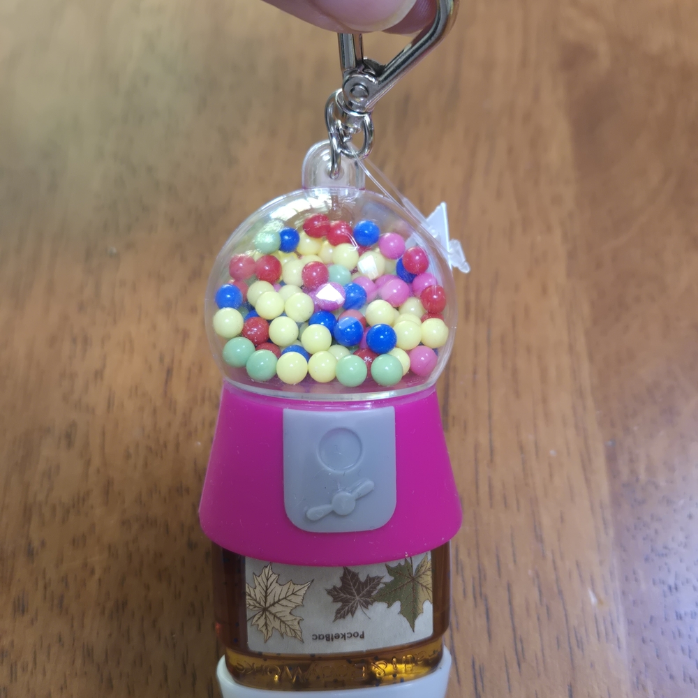 NWT BBW Pink Gumball Machine Pocketbac Holder + 1 Free Hand Sanitizer Scent - Picture 4 of 4